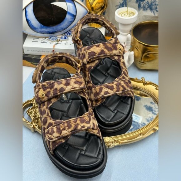 🆕 KURT GEIGER LONDON 🧿 NWOB Orson Leopard Suede EagleHead Dad Sandal Sz 8.5 - Picture 5 of 15